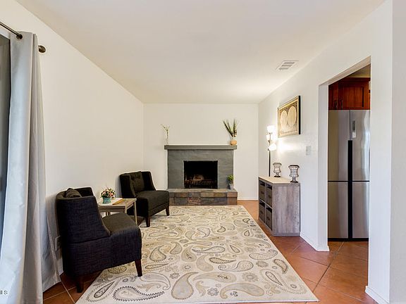5th image of 1018 W Campo Bello Dr