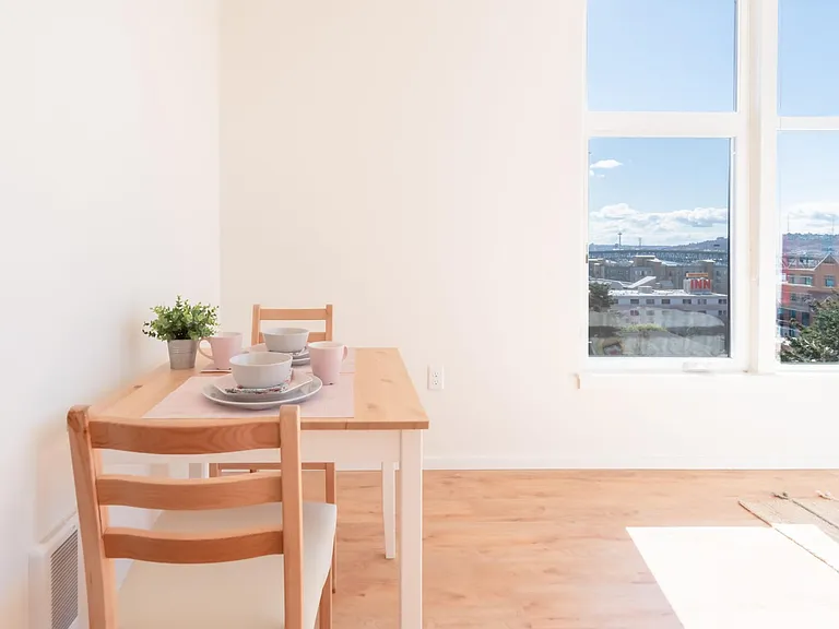 DXU Apartments — Photo 9