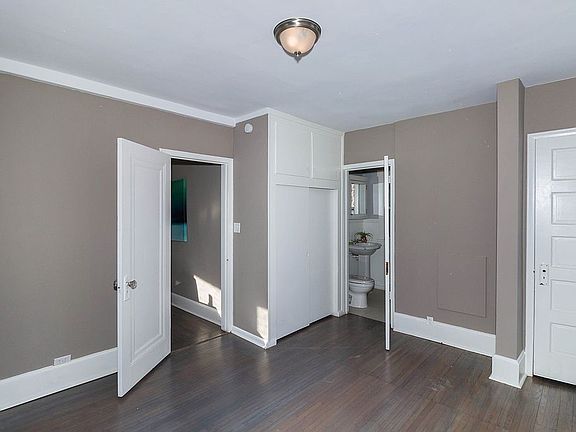 4th image of 3555 34th Ave S