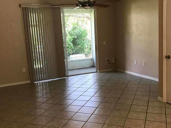 3rd image of 1332 Hampton Park Ln #1332
