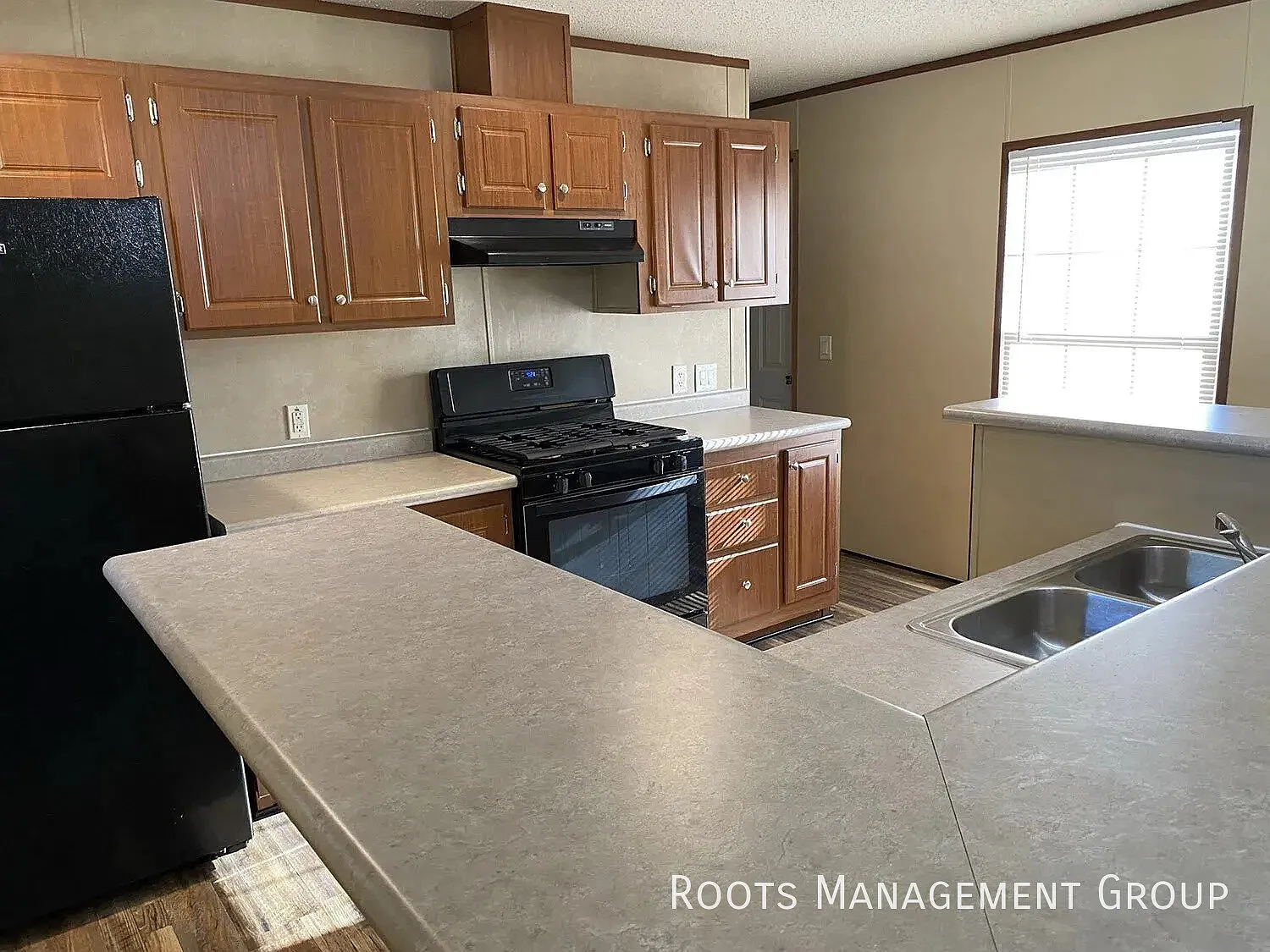 3 Bed 2 Bath Home Available for Lease at Pasadena MHC - Apply Now! — Photo 2