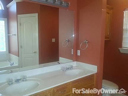 5th image of 12229 Dove Hollow Dr