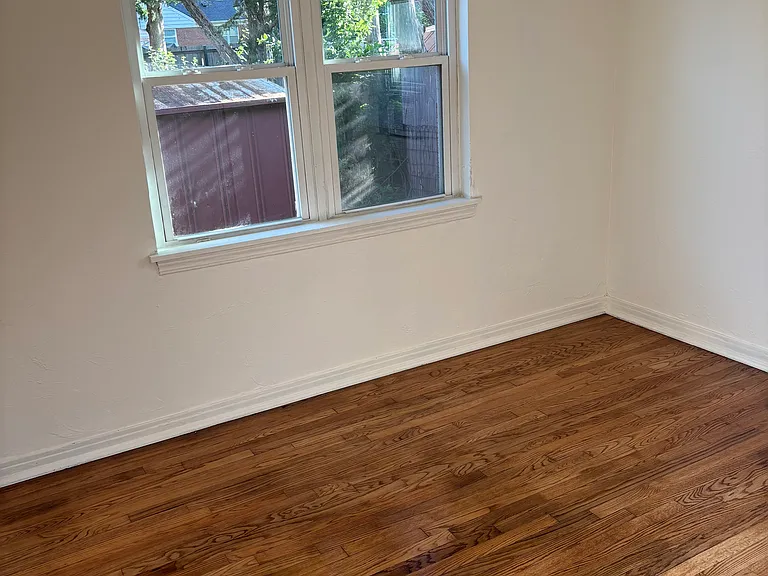 4233 NW 15th St — Photo 10