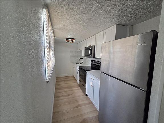 5th image of 3222 Welborn Way
