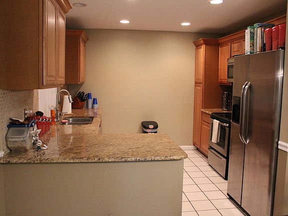 5th image of 789 Carissa Dr