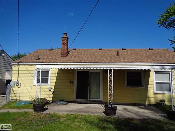 2nd image of 26731 Academy St