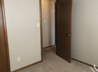1312 Cherry Pl APT B, Great Bend, KS 67530