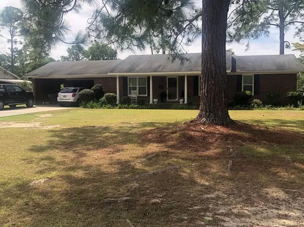 810 Florida Dr, Tifton, GA 31794