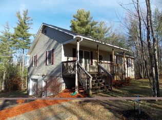 217 Holloway Dr, Hillsville, VA 24343