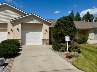 945 W Woodlawn Dr, Hayden Lake, ID 83835