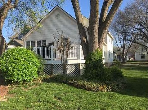 2nd image of 305 E Wea St