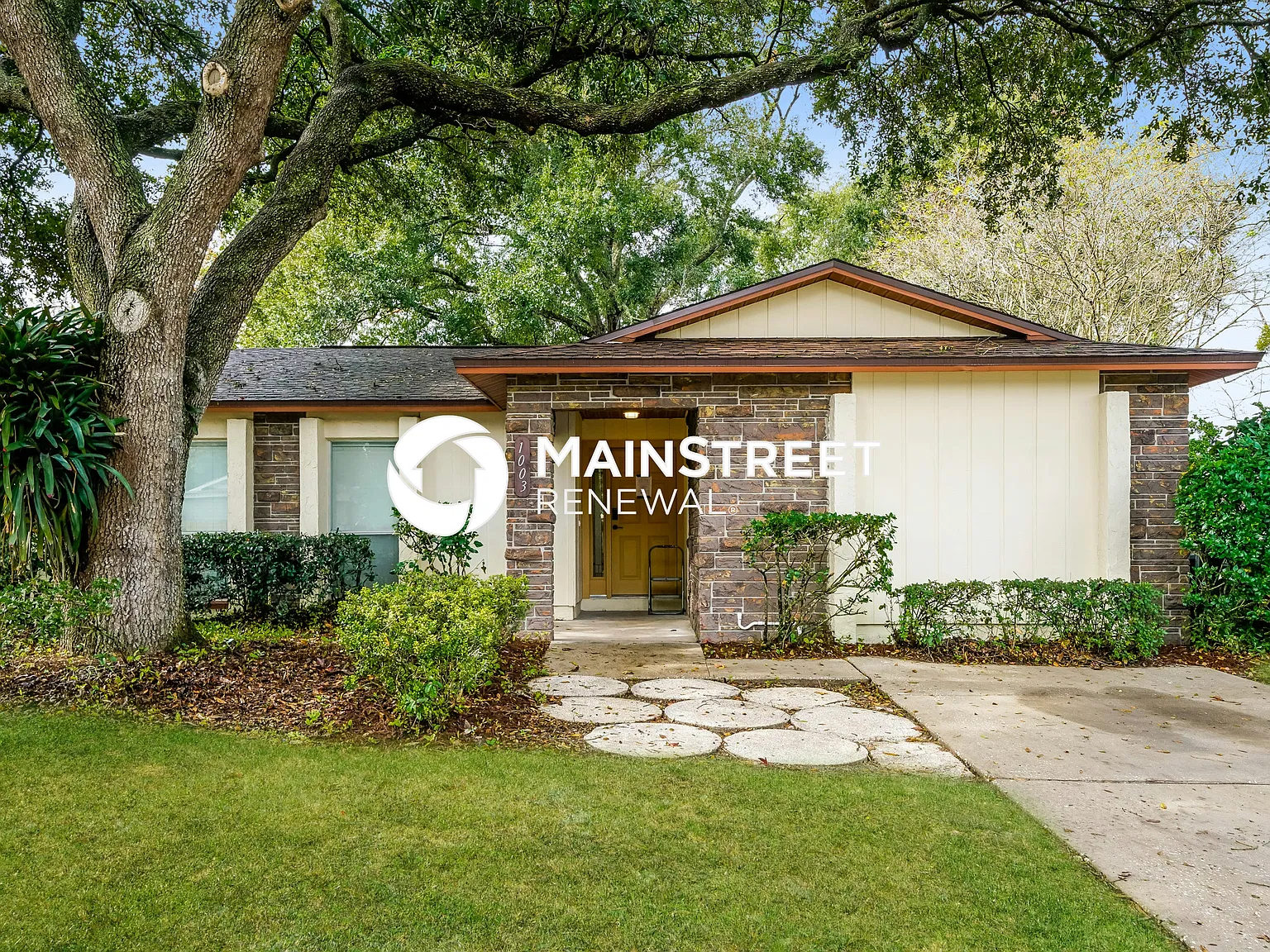 1003 Park St — Photo 1