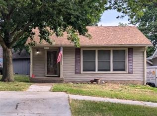 1040 Brown Ave, Osawatomie, KS 66064