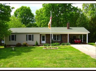 1737 Piney Rd, Hickory, NC 28602