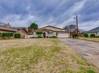 311 E Pheasant Rd, Highland Haven, TX 78654