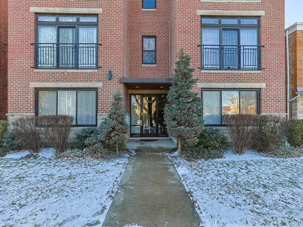 5362 N Central Ave APT 3S, Chicago, IL 60630