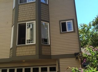 711 N 43rd St, Seattle, WA 98103