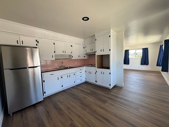 4th image of 86 Eastwood Ct