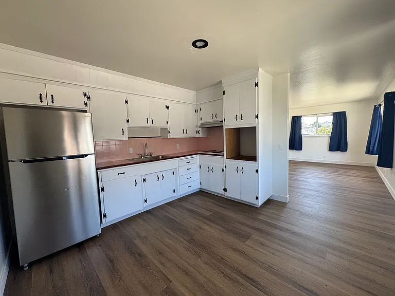 86 Eastwood Ct — Photo 4