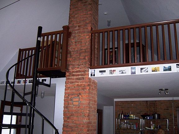 2nd image of 1014 Kenilworth Ave APT 3
