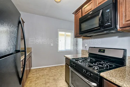 3557 1/2 College Ave Photo 1