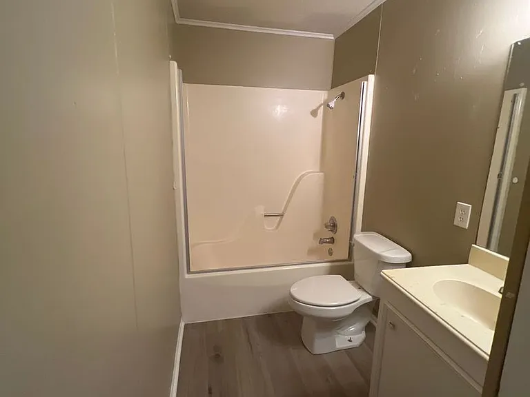 2306 Fasske St #6 — Photo 2