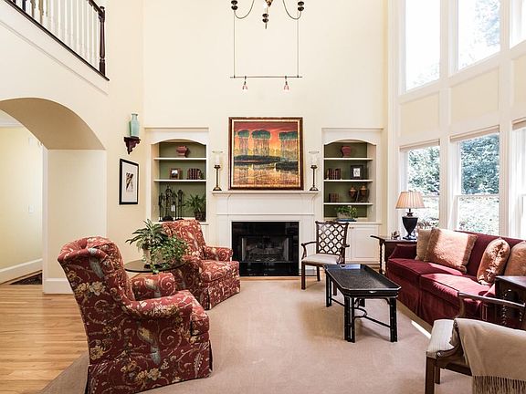 4th image of 3505 Estates Ln SE
