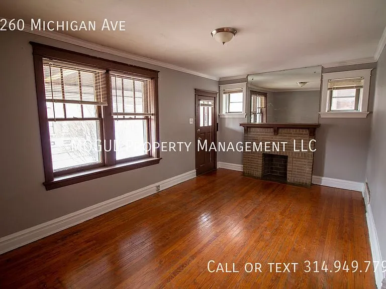 3260 Michigan Ave — Photo 3
