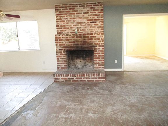 3rd image of 1111 W Princeton Ave