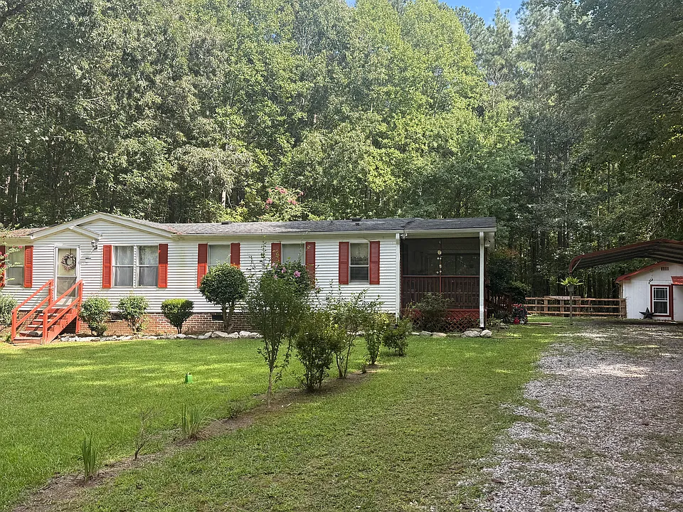 150 Castlebury Ln
