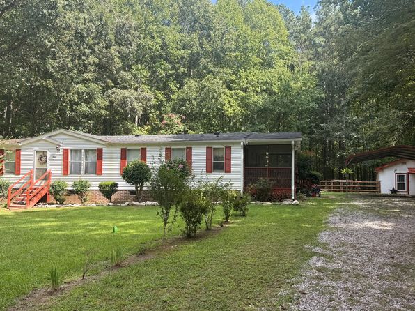 150 Castlebury Ln