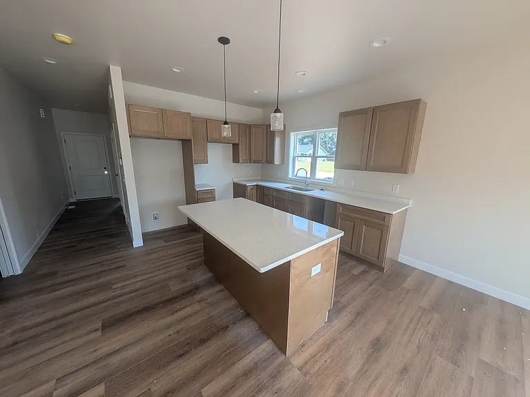 646 S Marion Ave #646 — Photo 17