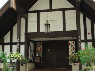 3740 Inverrary Dr APT 1A, Lauderhill, FL 33319