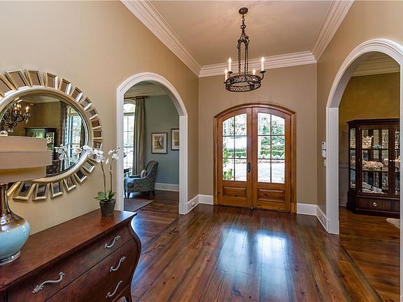 3rd image of 340 Johns Bluff Cir