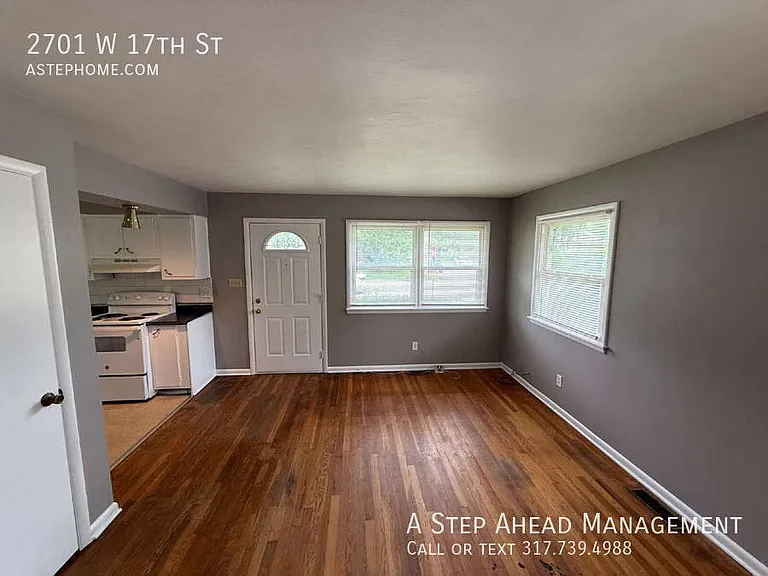2701 W 17th St — Photo 3
