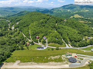 6 Grouseberry Dr, Banner Elk, NC 28604