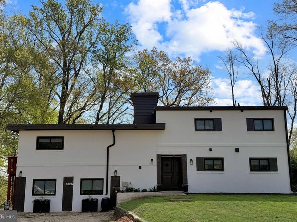 8341 Rolling Rd, Springfield, VA 22153