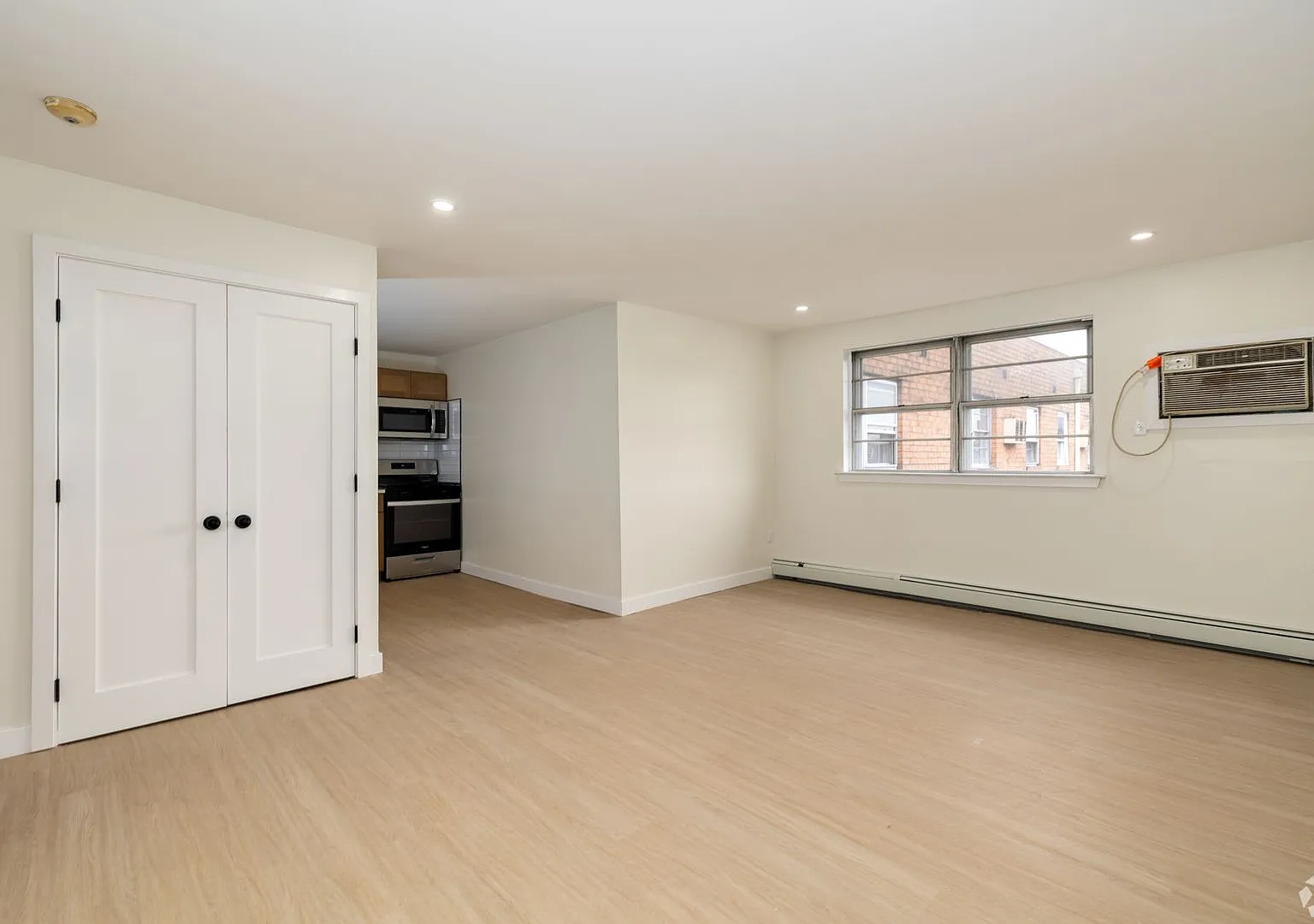 Tyson Arms Apartments — Photo 4
