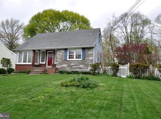 511 Devon Rd, Moorestown, NJ 08057