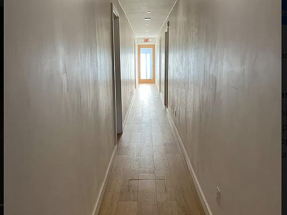 5th image of 1029B Sanchez St