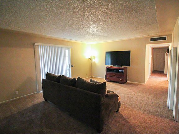 5th image of 3824 E Woodward Ave