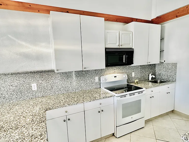 826 Wiggins Pass Rd #302 — Photo 7