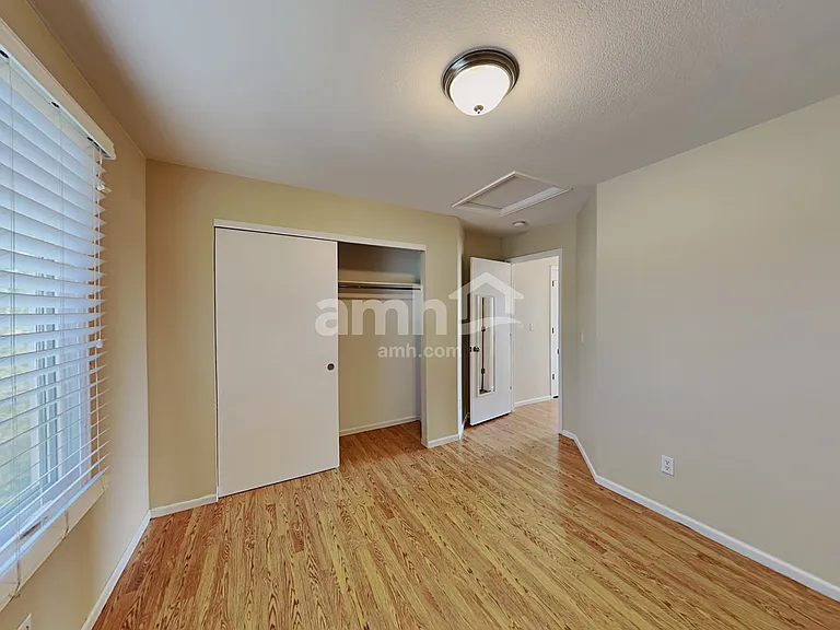 342 W Prestwick Way — Photo 15