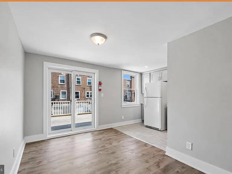 306 Pine St — Photo 5