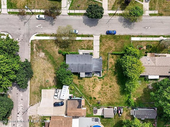 5th image of 5802 Pheasant Ave
