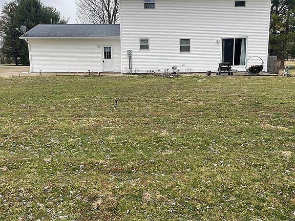2nd image of 182 Eastlook Dr