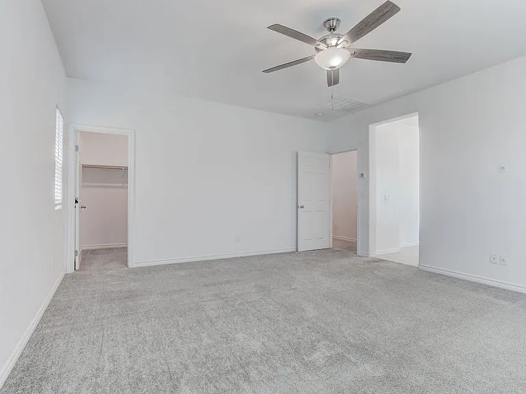 7106 Calvert Cliffs St — Photo 35