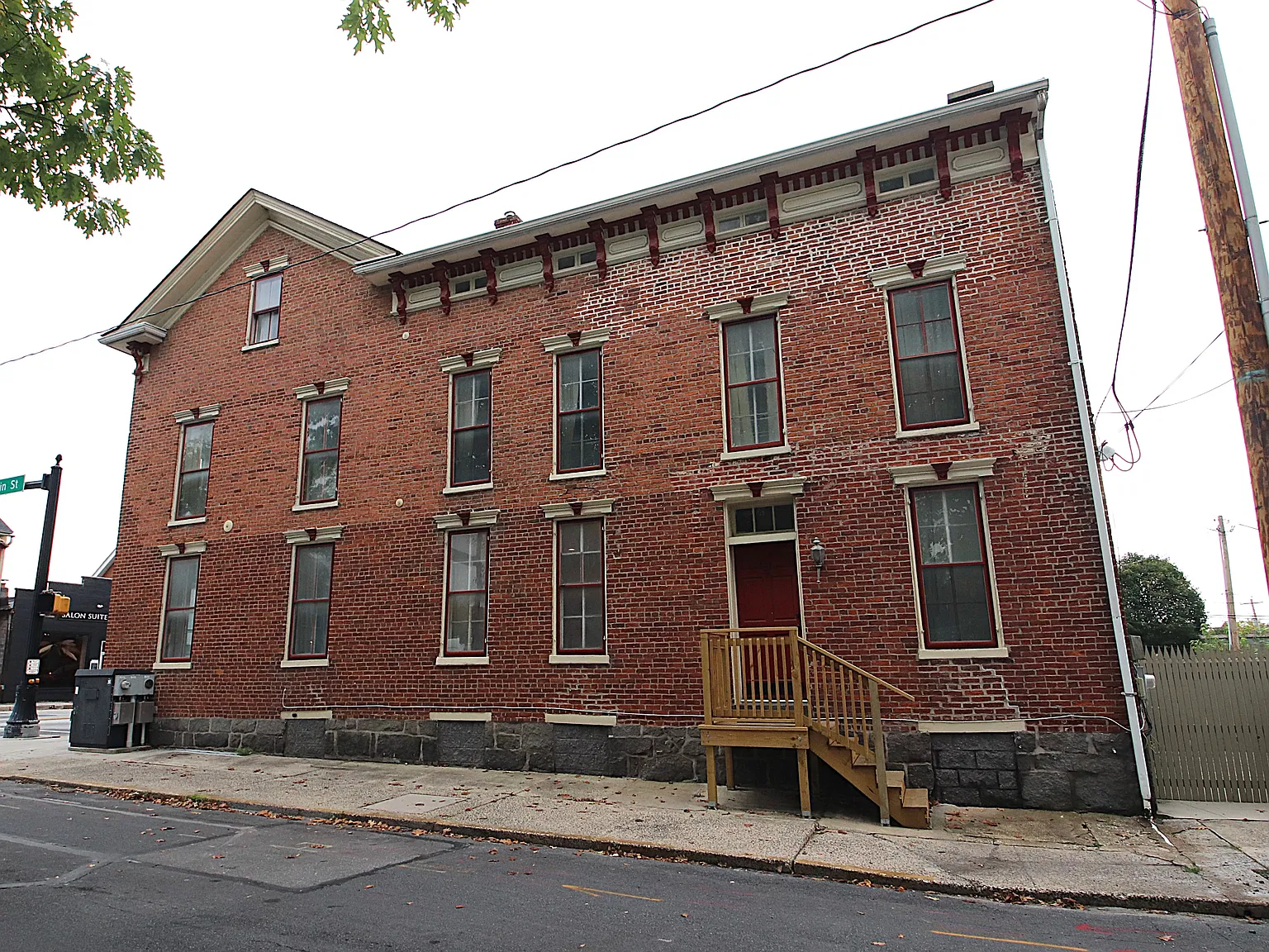201 Chambersburg St — Photo 2
