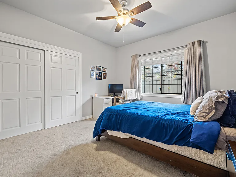 470 Eastin Dr — Photo 12