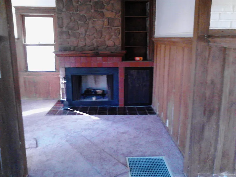 523 Beryl St — Photo 12